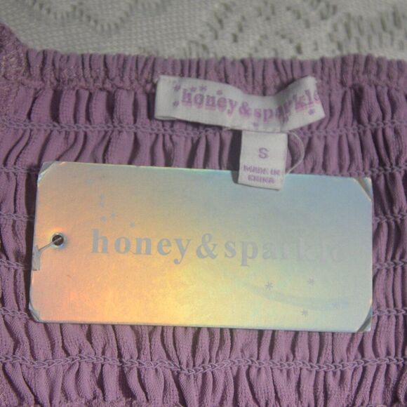 honey & sparkle Lavender Puff Sleeve Smocked Back Top Size Small - Picture 7 of 7